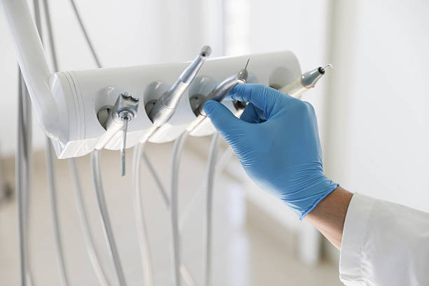 Professional Emergency Dentist technician working in Gramercy, LA